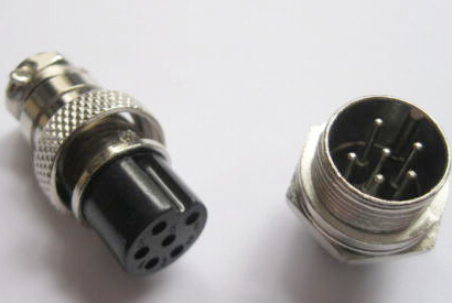 如何選用合適的航空插頭插座