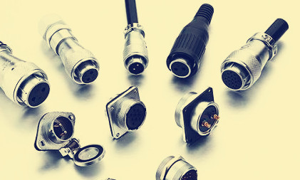 電子連接器在連接時(shí)需注意哪些事項(xiàng)？