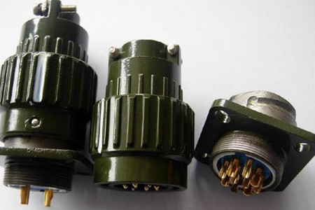 電子連接器的特點(diǎn)和應(yīng)用領(lǐng)域