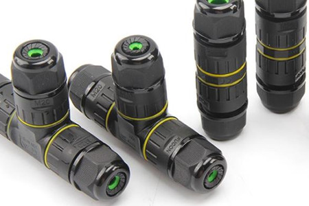 如何選擇高質(zhì)量低壓電纜連接器？選購技巧分享！